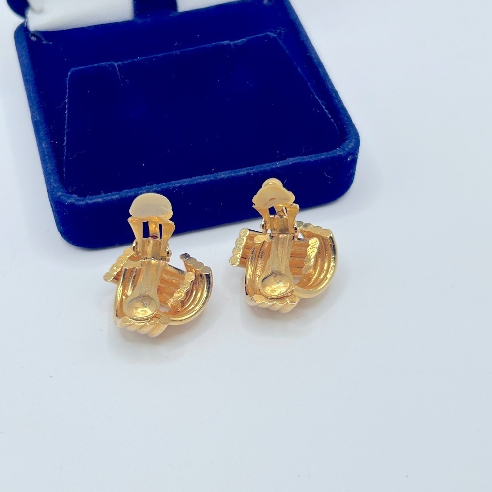 Sophisticated Gold Knot Earrings - Picture 6 of 7